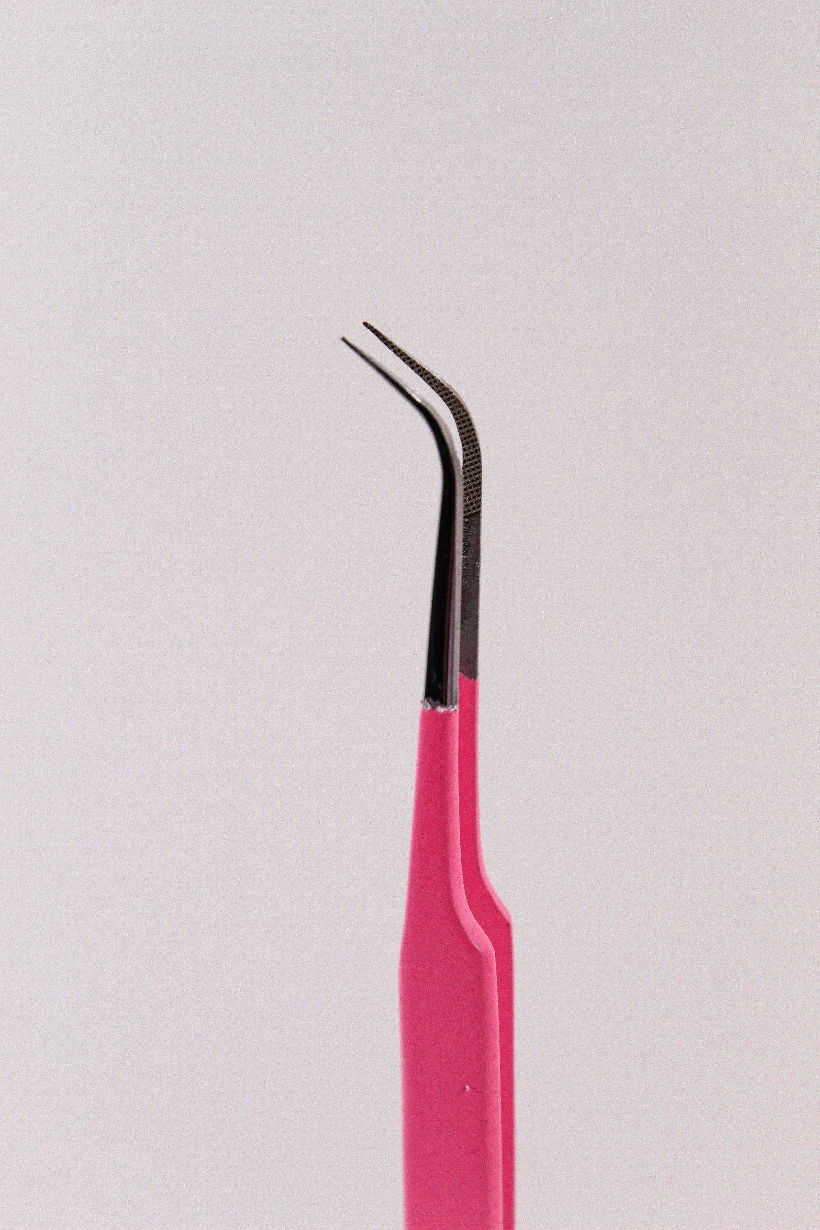 The Ann Isolation Tweezer